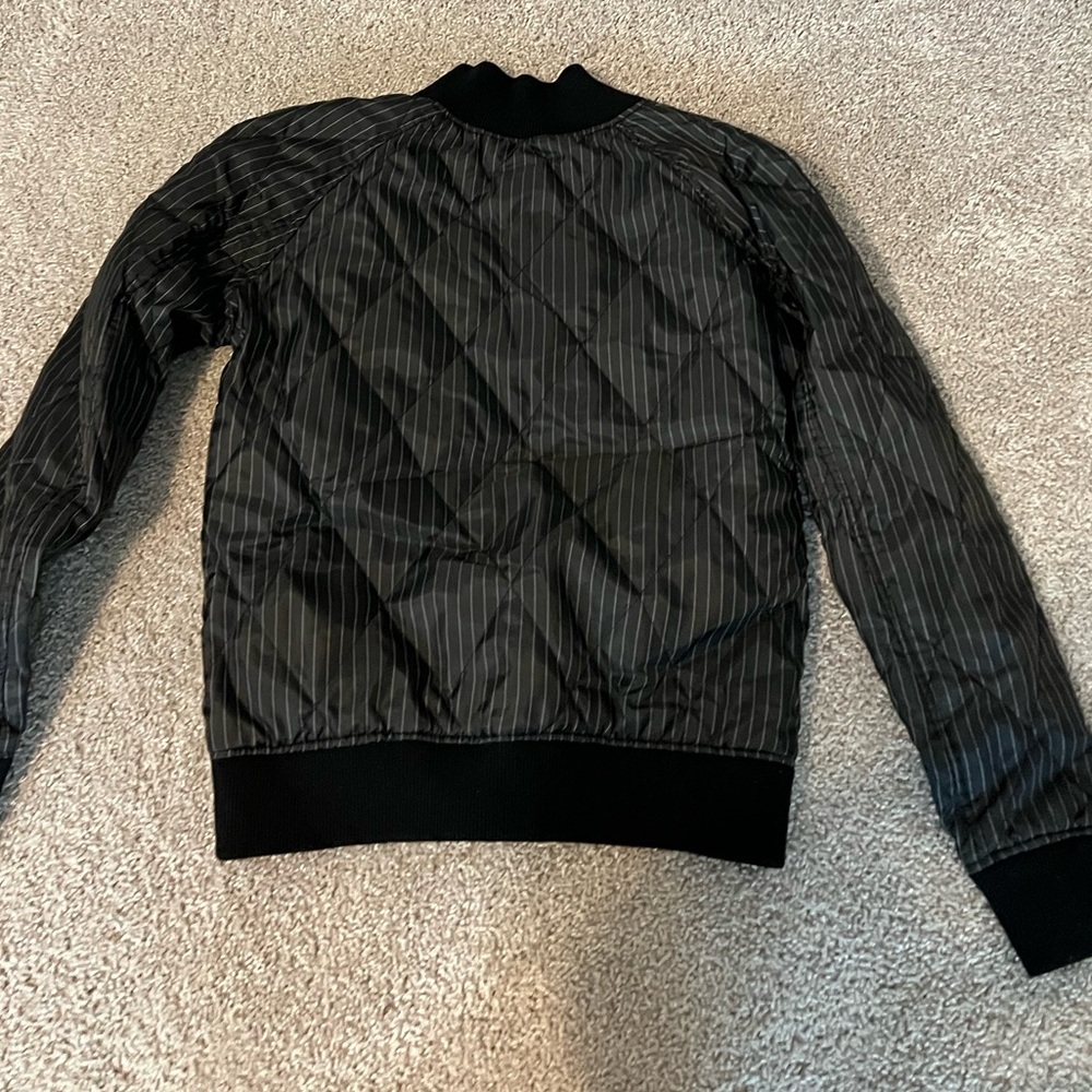 ▪️SEMANTIC DESIGN: Men’s size M, black & white pinstripe bomber zip-up jacket▪️ - Picture 8 of 8